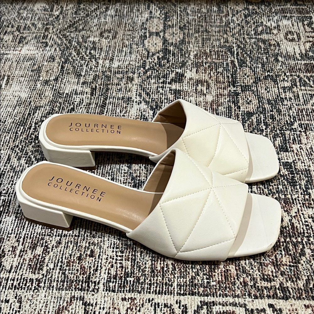 Journee Collection White Elidia Slide Sandals